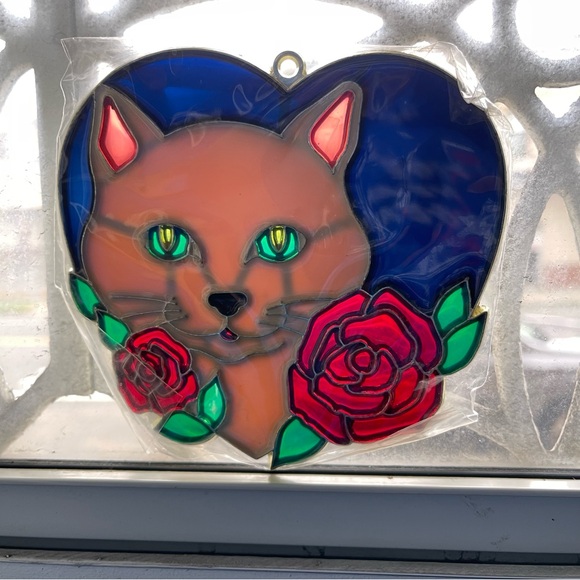 New in Package Heart Rose Cat Suncatcher - Picture 1 of 3